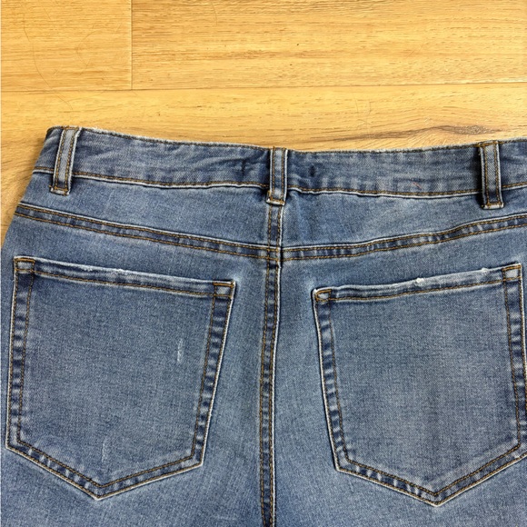 Black Tape_ Distressed High-Rise Denim Shorts - Blue - Picture 3 of 3